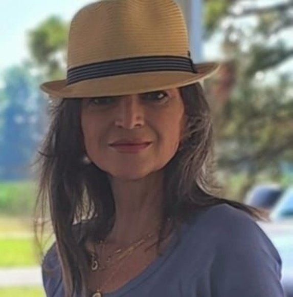 Meet your Posher, Victoria - Picture 1 of 1